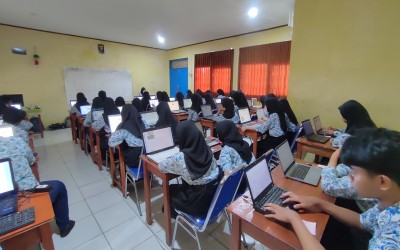 Ujian Berbasis Computer Based Test (CBT)